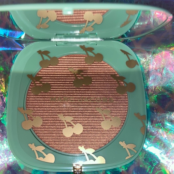 NWOB - MARC JACOBS O!MEGA Glaze - 079 GILTY - Picture 4 of 15